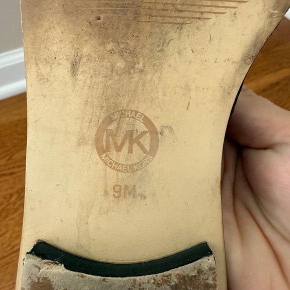 MICHAEL Michael Kors Black Leather Toe Ring Cutout Sandals Slides Size 9M - Picture 4 of 6